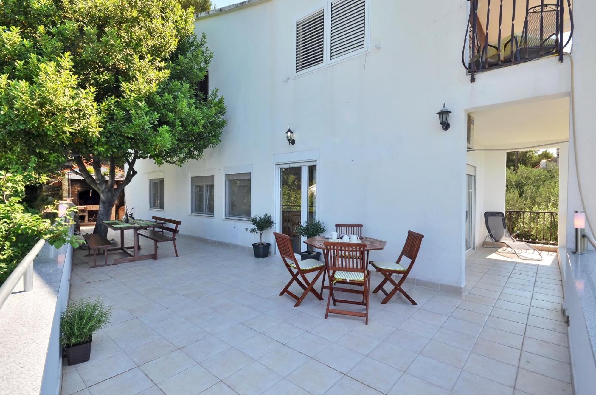 Apartments Vukasovic Мимице Екстериор снимка